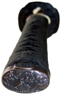 касира японского меча иайто