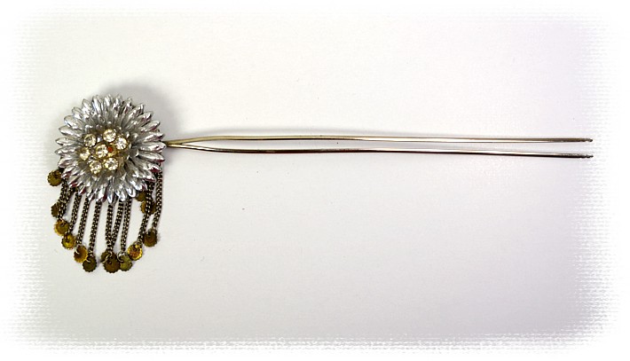 japanese antique hair adornment: long hair pin with crystals and pendants