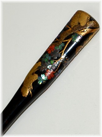 Japanese traditional hair-pin: details of painting