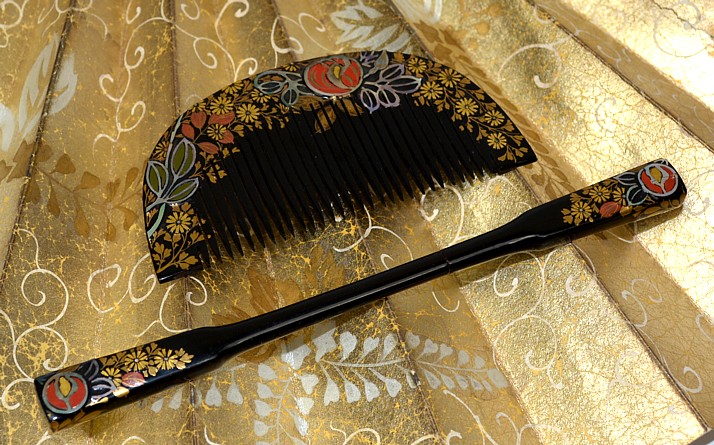 Japanese wooden comb and pull-apart hair-pin