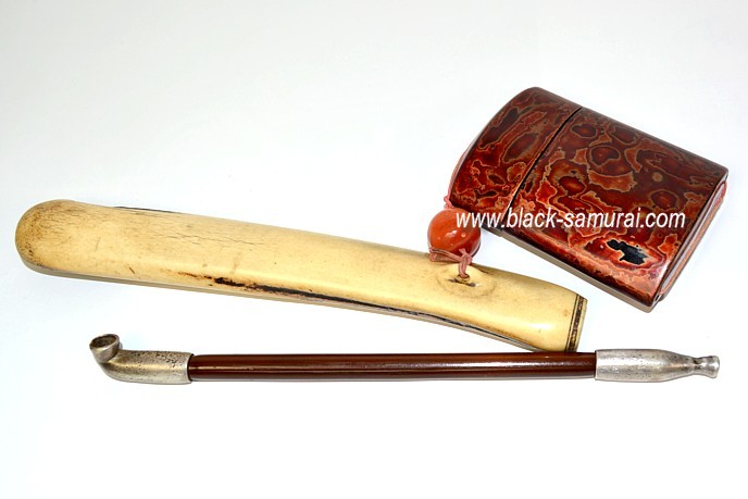 japanese antique smoking pipe KISERU and tabacco pouch SAGEMONO