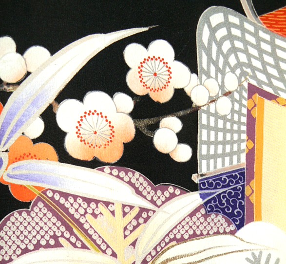 japanese antique silk kimono: detail of hand painting