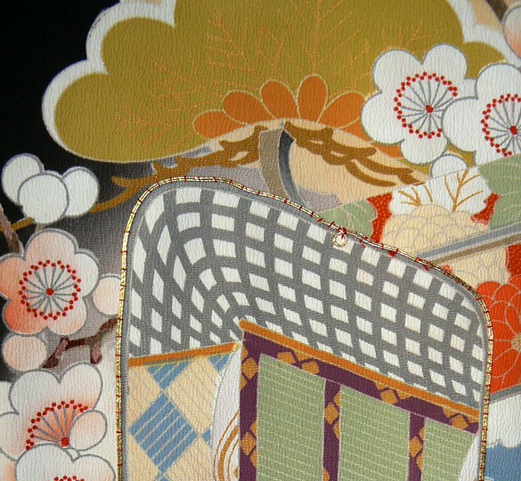 japanese antique silk kimono: detail of hand painting
