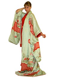 Japanese silk embroidered kimono, 1950's. The Black Samurai Online Store