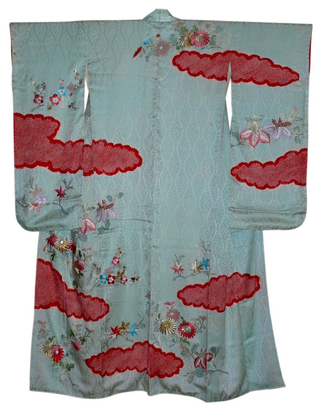 japanese embroidered kimono, 1950's