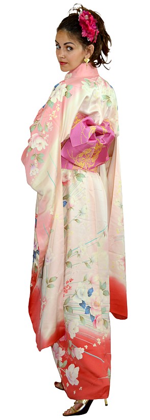 japanese traditional  hand painted silk vintage kimono, 1960's