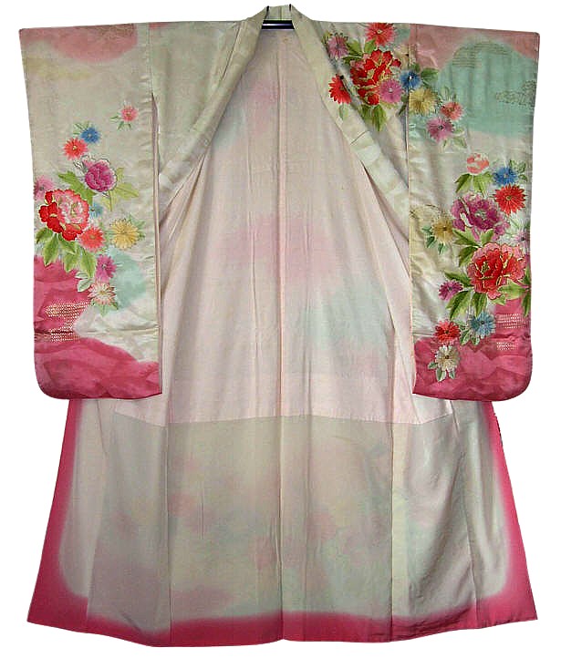 wedding kimono, silk, embroidery, 1950's. 