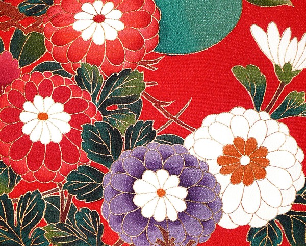 wedding kimono: detail of fabric pattern