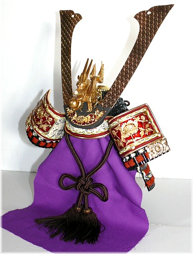 самурайсий шлем кабуто, уменьшенная копия, Япония, 1980-е гг